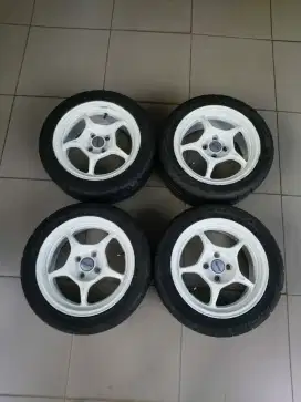 Satu set velg rep enkei tulang