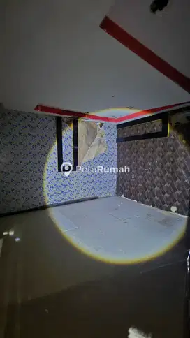 DIJUAL RUKO GANDENG JALAN KARYA WISATA KOMPLEK J CITY