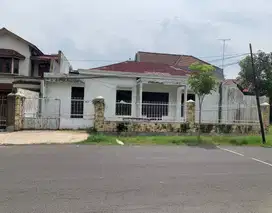 Dijual Rumah Hitung Tanah Gayungsari