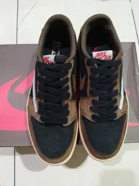 Nike coklat santui
