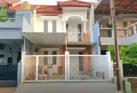 Rumah siap huni 2 lantai luas,strategis,Cluster. Harapan Indah Bekasi