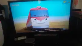 Tv digital LG 32 inch jarang d pake