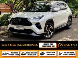 Toyota Yaris Cross GR Hybrid TSS 2023 Putih