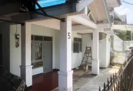 FOR RENT – RUMAH TEBET TIMUR DALAM!