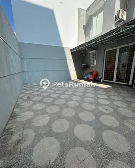 DIJUAL VILLA JALAN ISMAIL HARUN KOMPLEK CITRALAND GAMA CITY
