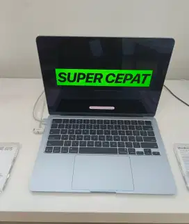 MacBook Air M4 16/512