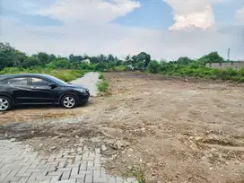 Tanah Pekarangan: Akses Tugu Jogja Dekat, Luas 130