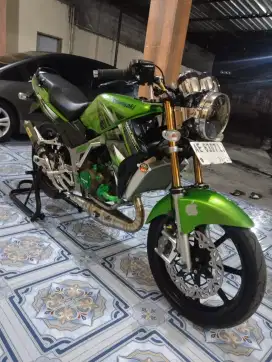 Kawasaki Ninja SS th 2014