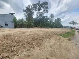 Tanah Wedomartani dekat SD Model dan Stadion Maguwoharjo