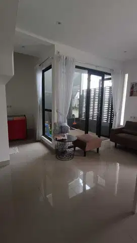 Rumah The Royal Harmony Kopo dijual cepat dejat tol margaasih barat
