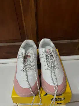 JUAL RUGI SEPATU SNEAKERS AERO STREET