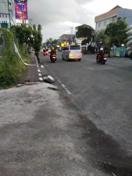 Tanah 7,1 are di jlan utama mahendradata