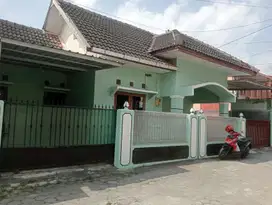Rumah di nogotirto dekat unisa