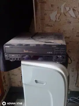 Laser disk karaoke AIWA