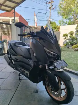Xmax 2021 maxi signature