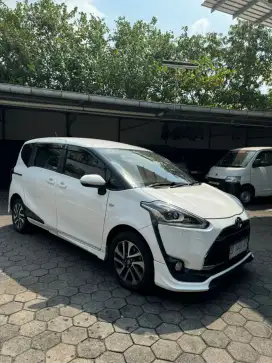 Sienta 1.5 Q AT 2017