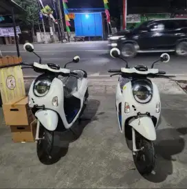 Scoopy Prestige White 2025 NEW KM 0