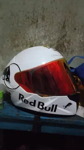 Merek redbull full kaca