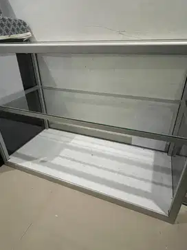 Etalase Kaca Jualan Bekas Murah Depok