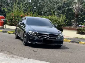 [ LOW KM ] Mercedes Benz Mercy E300 E 300 (W213) CKD AT Hitam 2019/202