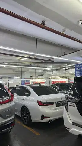 SALES COUNTER MOBIL WANITA