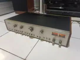Amplifier vintage AKAI AA-5200DB