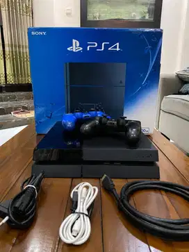 Playstation 4 (PS4 CUH 1000) Fat 500 GB