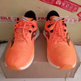 Saucony Endorphin Speed 4 Size 45