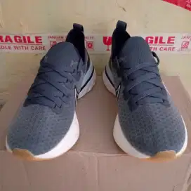 Nike React Size 36