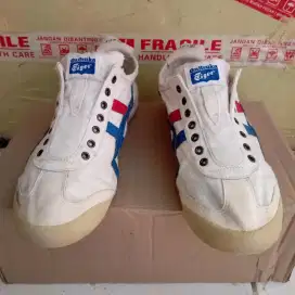Onitsuka Tiger Mexico 66 Slipon Size 41