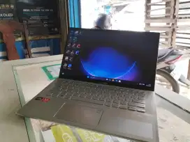 Asus Ryzen 5-3500U Ram 12GB M.2 512GB Gaming