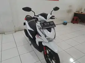 HONDA NEW BEAT DELUXE 2021 KM 28RB mulus
