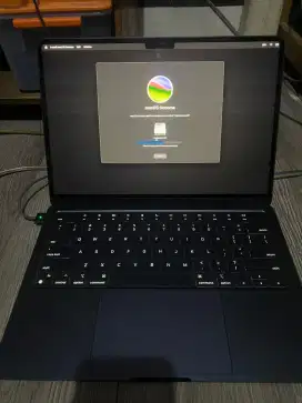 Apple MacBook Air M2 13 inch Midnigt Chip M2 8/256GB SSD