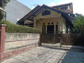 Tanah murah cigadung. sudah ada imb, air, listrik. bonus bangunan