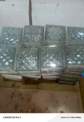 Glass block bekas ukuran 20 x 20 motif bintang