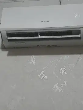 Ac.1/2pk low Watt..baru pakai 2mingguan.. .merek best life ..mau ganti