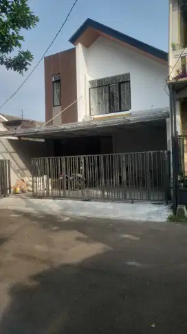 Dijual rumah baru dekat Masjid Taman Cimanggu