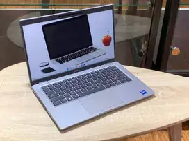 Dell latitude 5420 Intel Corei7 GEN11 Irish Xe Graphics RAM 16GB Touch