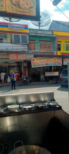 Juru Masak Bakmi Chinese non halal