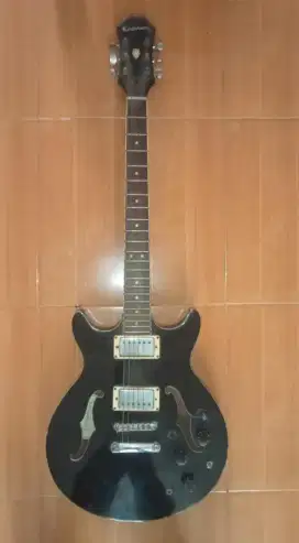 Guitar Epiphone ES HollowBody