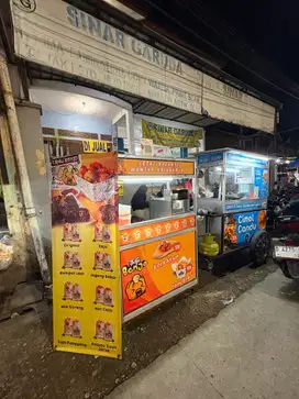 Lowongan Pekerjaan Crew Pedagang Jaga Stand Tahu Benjo Permata Cimahi