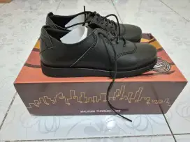 Sepatu Pantofel Bradleys Chester Black