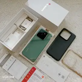 Xioami 14 flagship garansi panjang fulset mulus nomines seperti baru .