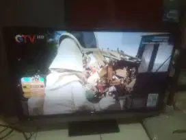 Tv led 40 inch toshiba+stb normal siap tonton nego tipis