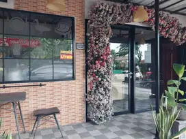 RESTO SIAP HUNI LOKASI PINGGIR JALAN RAYA KOTA BOGOR