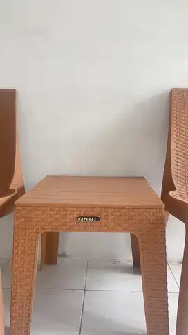 KURSI MEJA PLASTIK