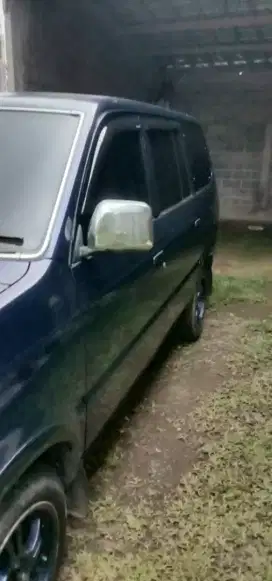 Toyota kijang LGX Efi 18 MT 2003