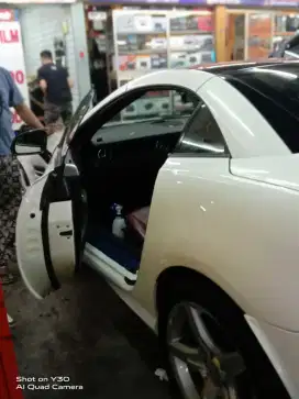 Bengkel kaca film mobil dan gedung bisa dipanggil