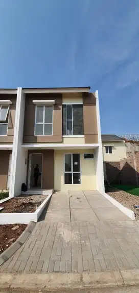 Dijual Rumah 2 Lantai Grand Batavia Sepatan Tangerang