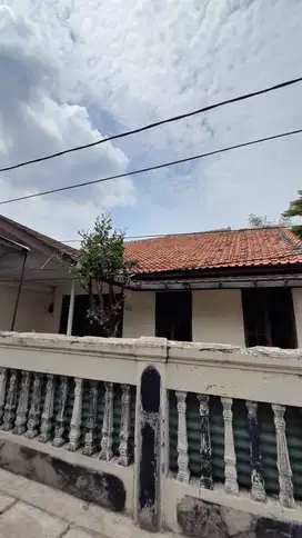 Jual Rumah + Kos-kosan Jakarta Pusat Pasar Senen